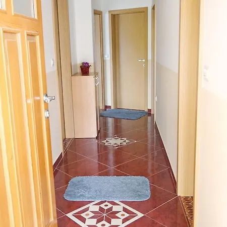 Behi Guest house